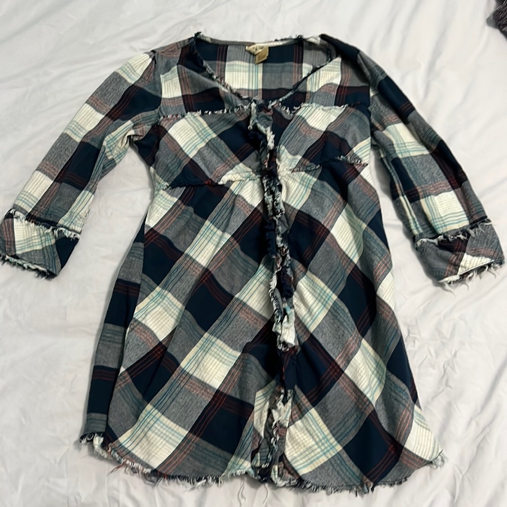 BKE plaid frayed top